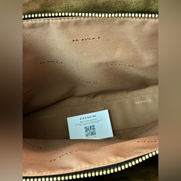 Coach Legacy Large Pebbled Leather Carryall Bag - Picture 11 of 11